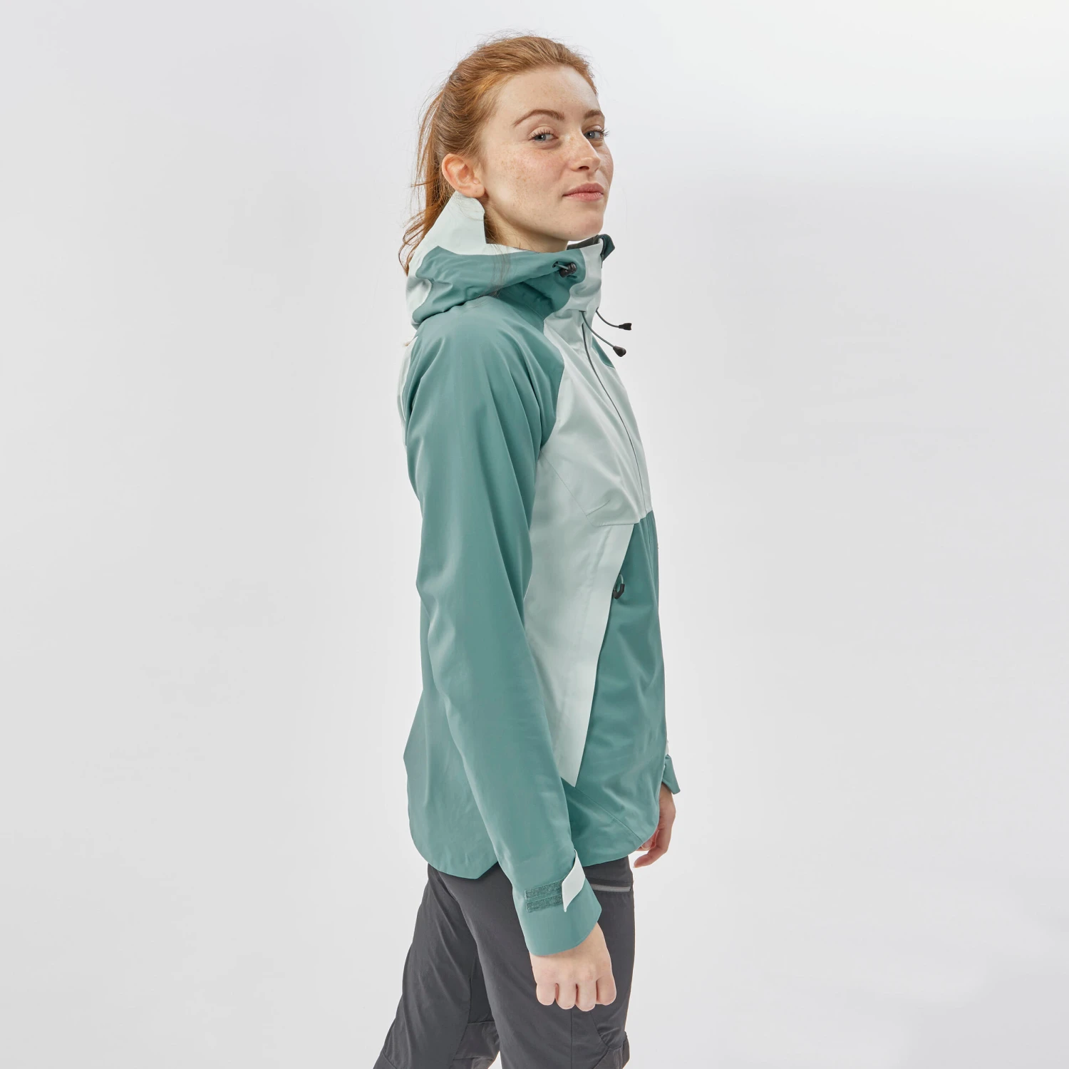 Quechua Women's Waterproof Mountain Walking Jacket - Image 6