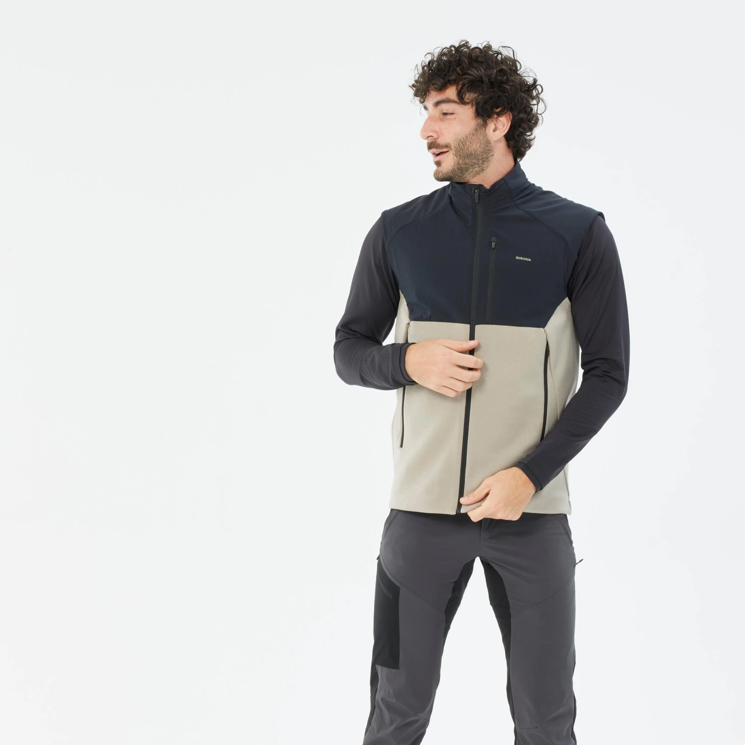 Quechua Men’s Mountain Walking Fleece Gilet - Image 3