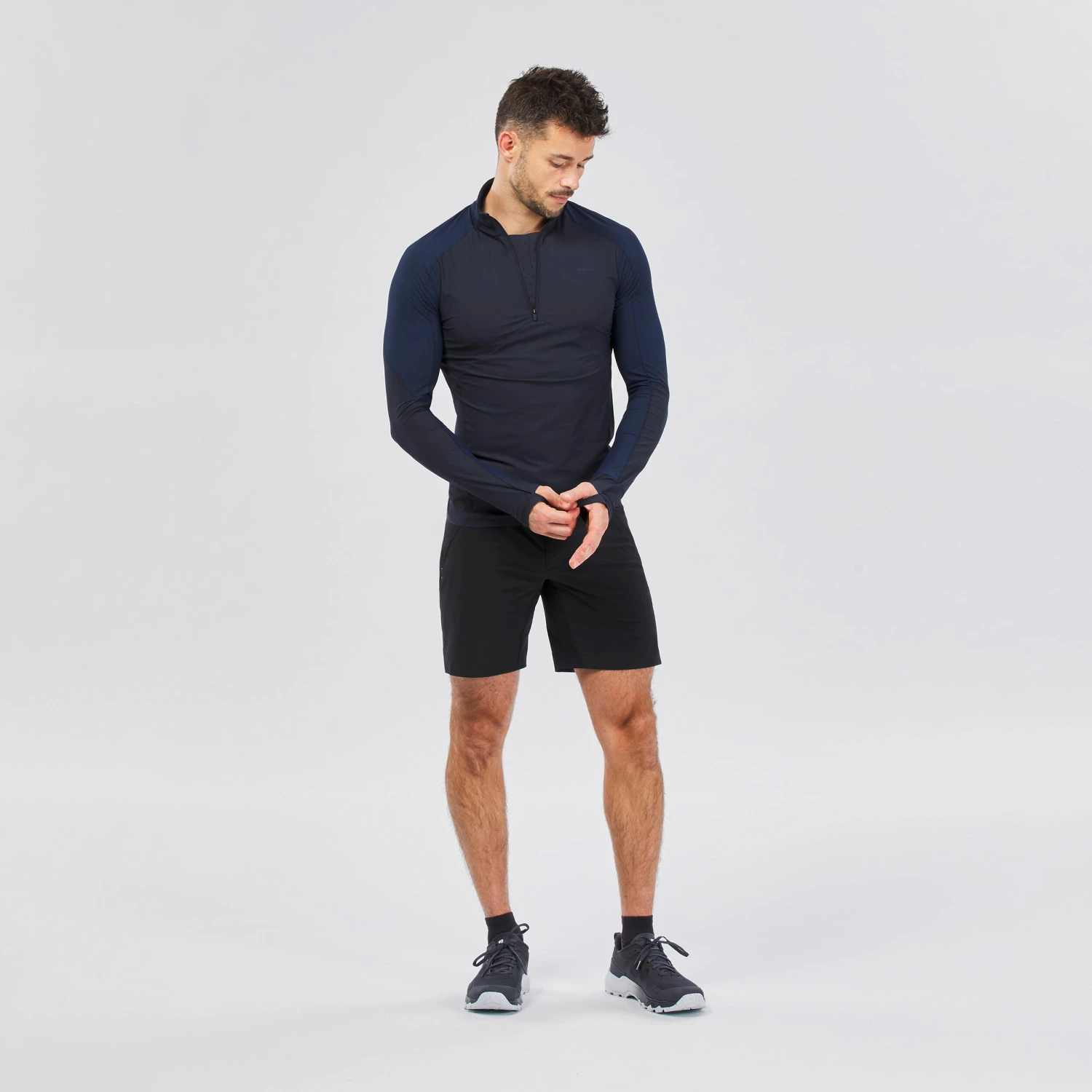 Quechua Men's Anti-UV Long-sleeved Hiking T-Shirt - Image 2