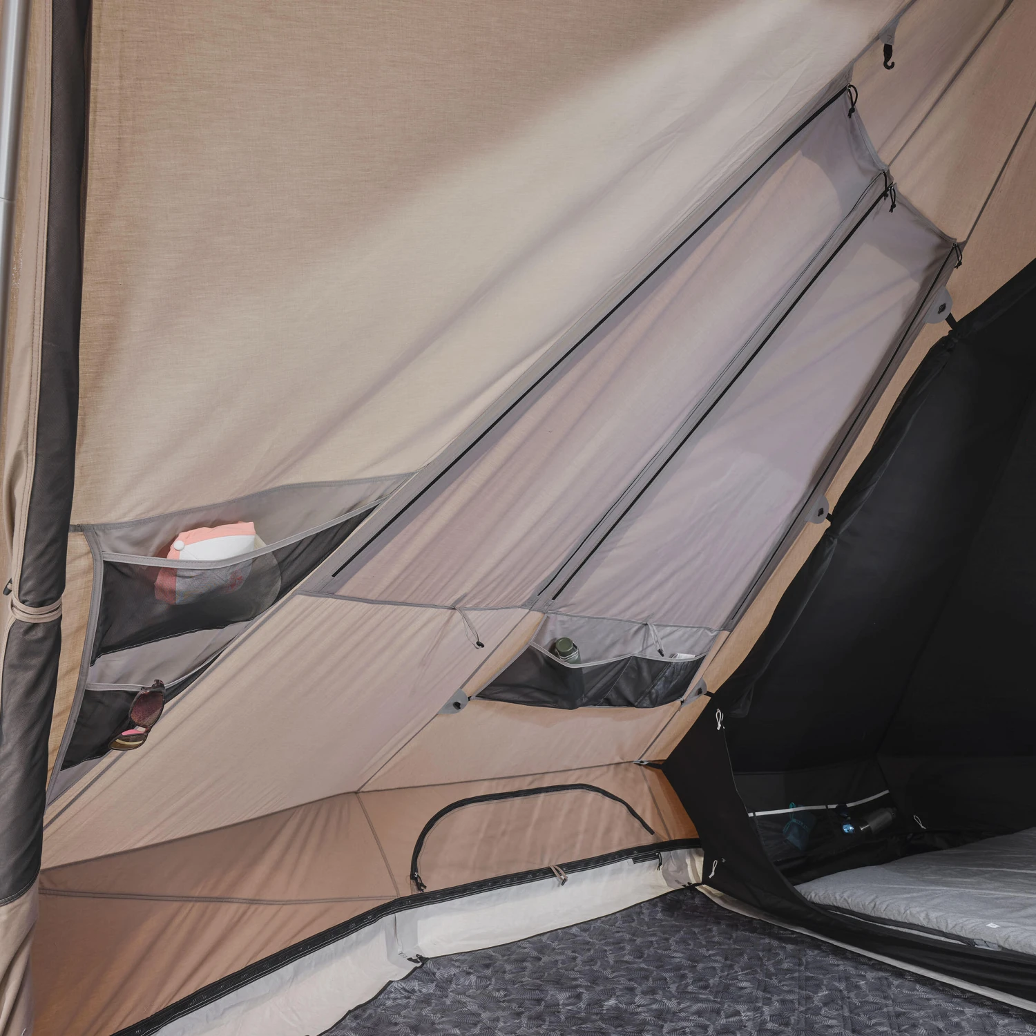 Quechua 5 Man Teepee Tent - Image 17