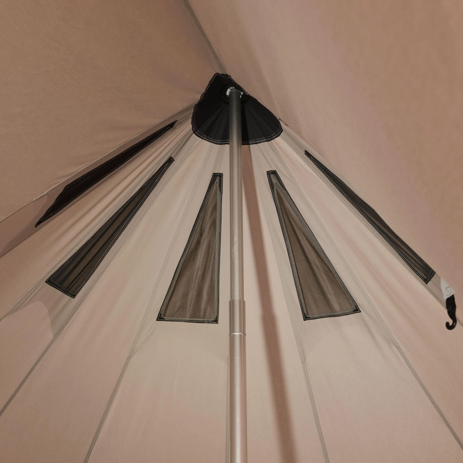 Quechua 5 Man Teepee Tent - Image 16